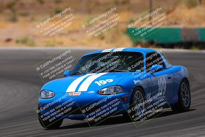 media/May-31-2025-CalClub SCCA (Sat) [[2c1a04e1ee]]/Qualifying/Group 5/Turn 4/
